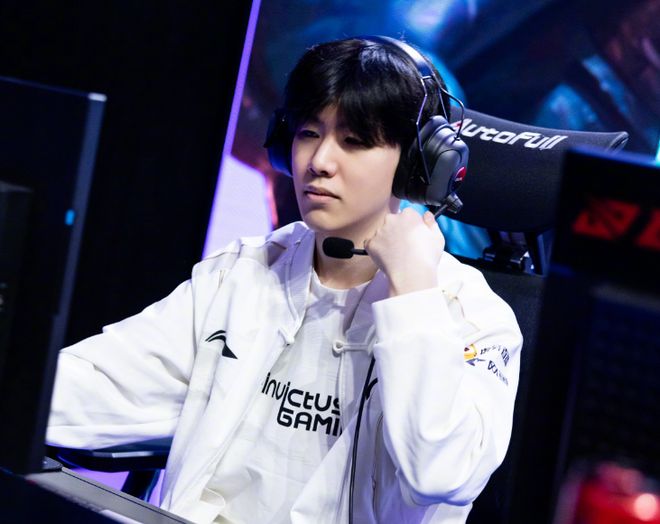 在对阵阿森 在对阵阿森