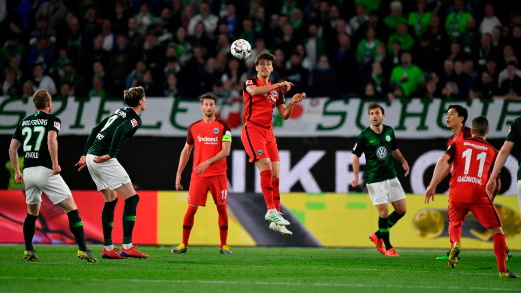 在防守端和 在防守端和